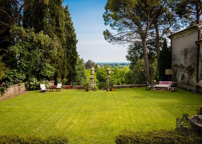 Villa Verecondi Scortecci