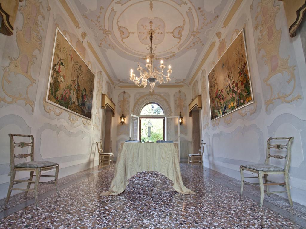 Apartment Verecondi Scortecci *