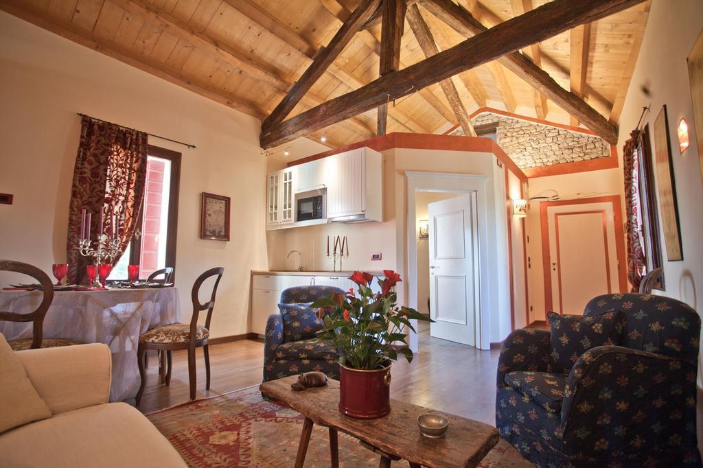 Apartment Verecondi Scortecci Colle Umberto (Veneto)